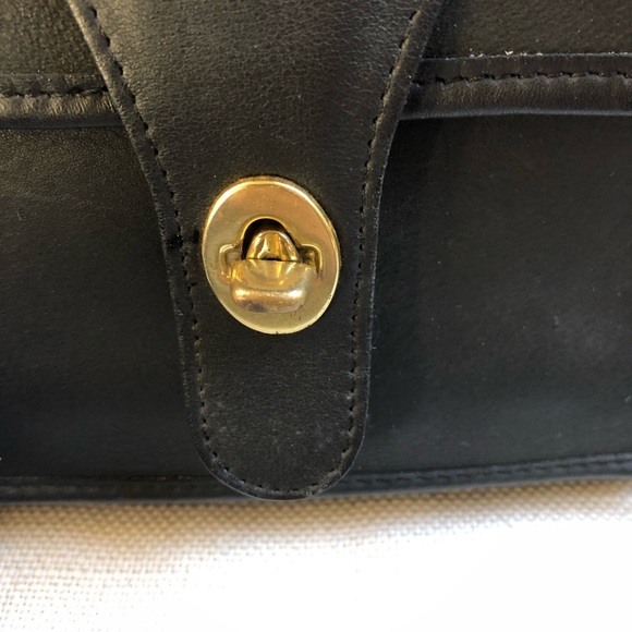 Coach Vintage Crossbody Black Turnlock Tophandle Station USA - Picture 10 of 10